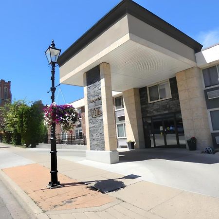 The Medicine Hat Villa Экстерьер фото