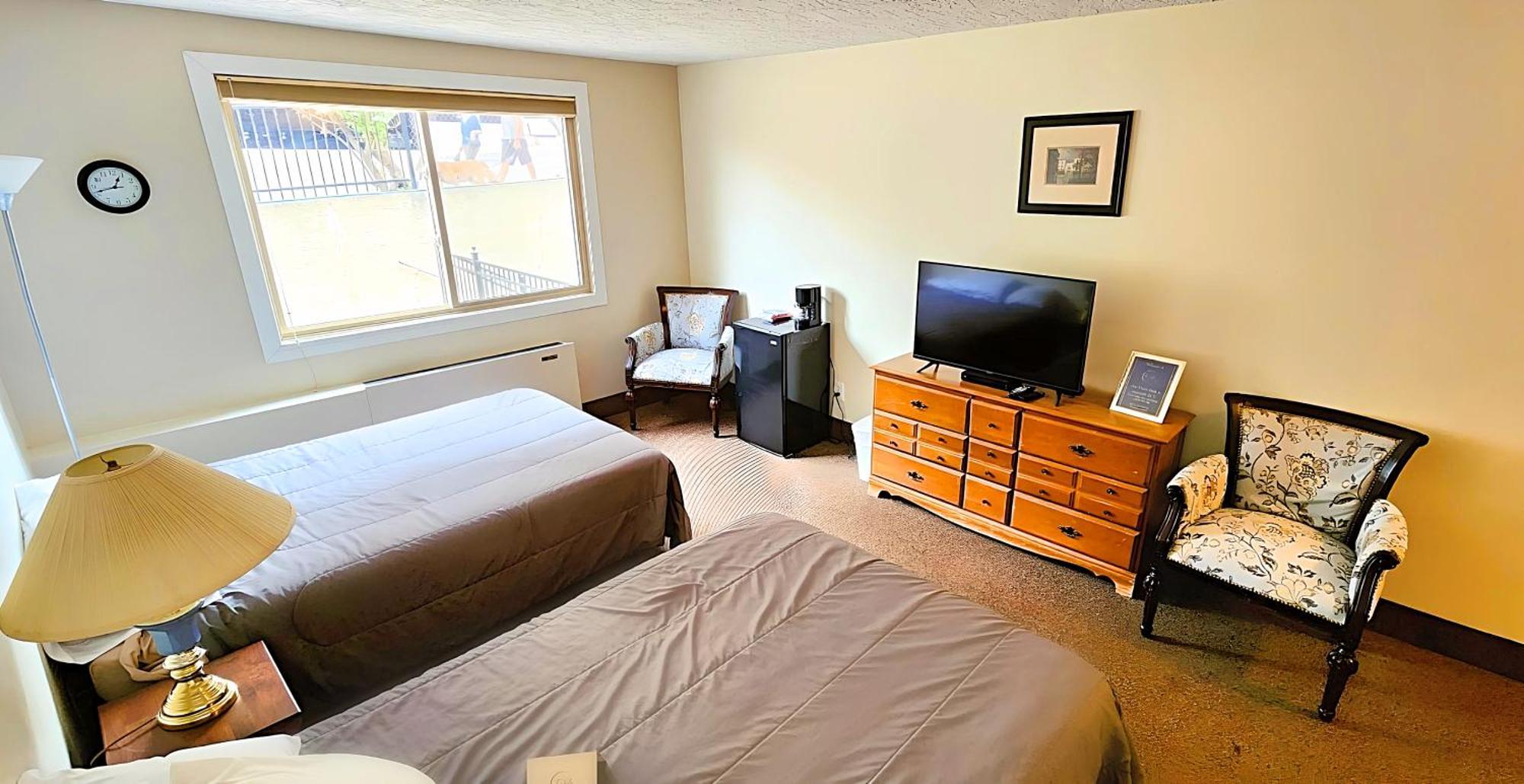 The Medicine Hat Villa Экстерьер фото